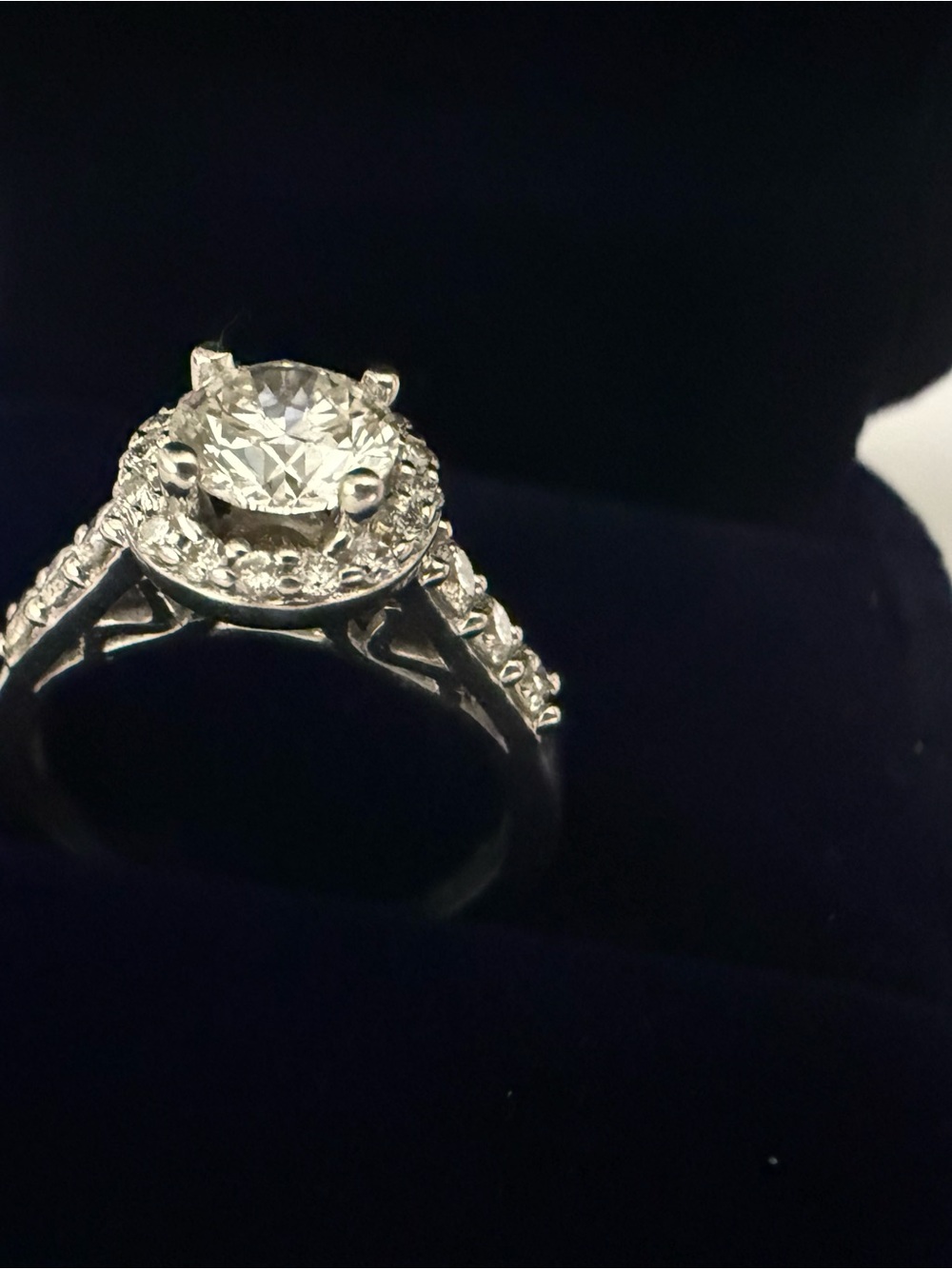Brand NEW! Never worn! Natural Diamonds! 19K with White Gold, - Picture 4 of 11